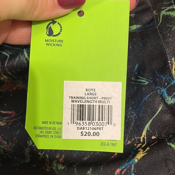 DSG shorts size L - Picture 2 of 2